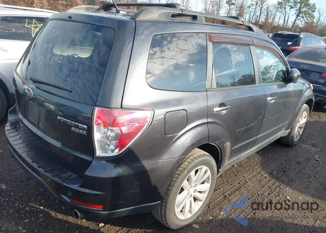 2011 Subaru Forester 2.5X Limited z USA, uszkodzony, nr VIN JF2SHAEC7BH713736